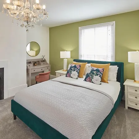 Hidden Treasure * Whitby