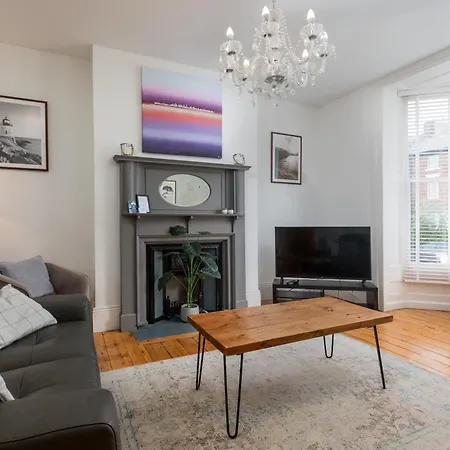 Hidden Treasure * ウィットビー