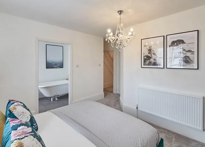 Hidden Treasure * Whitby